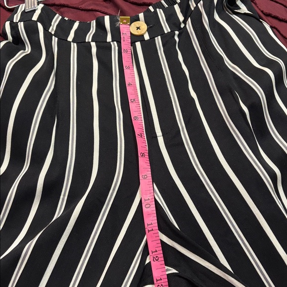 NWOT Rae Mode Black pants w cream and gray stripes. Sz Small - Picture 7 of 7